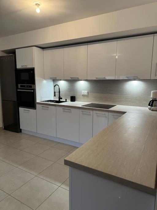 Superbe Appartement - Near Paris 코르베일에쏘네 외부 사진